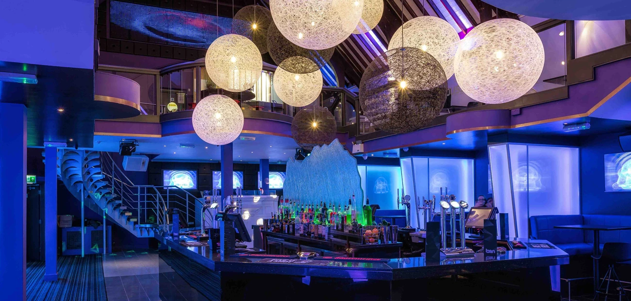 chameleon lounge